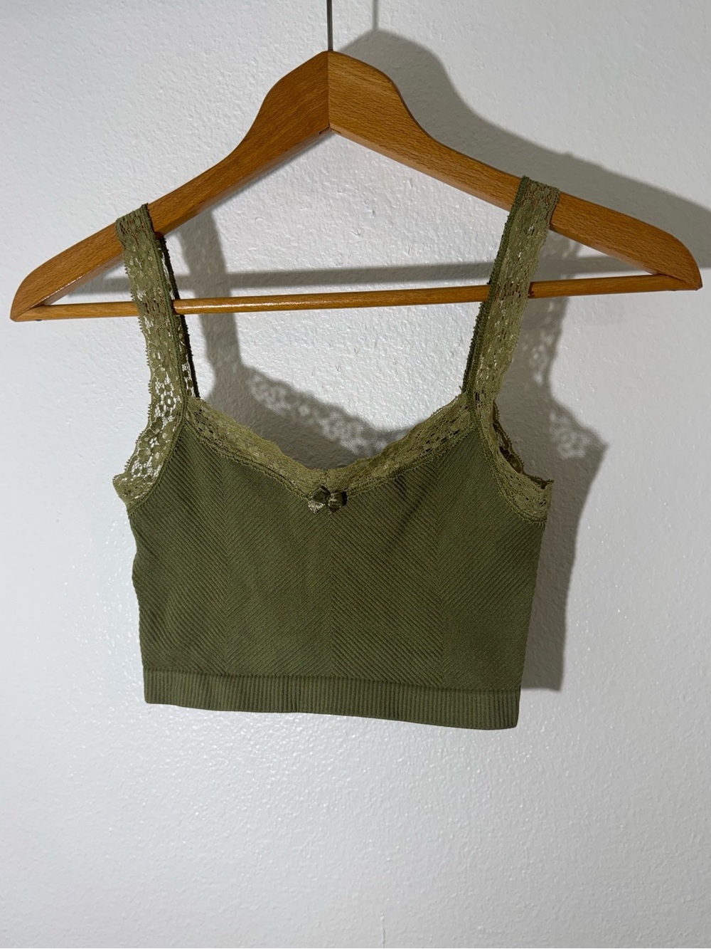 Urban Outfitters Out From Under Olive Green Lace Trim Ribbed Cami Top XS‎ S